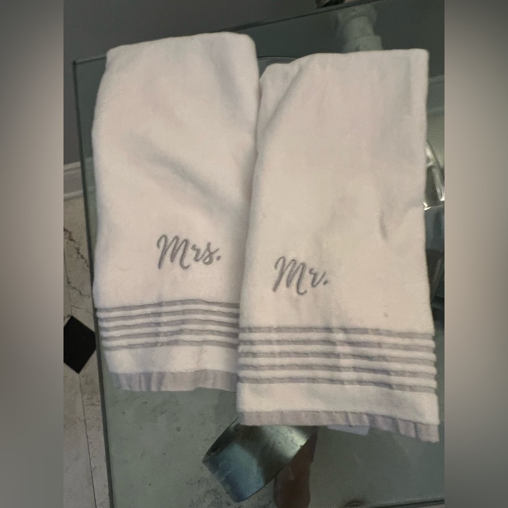 Sonoma White 'Mr.' and 'Mrs.' Hand Towels